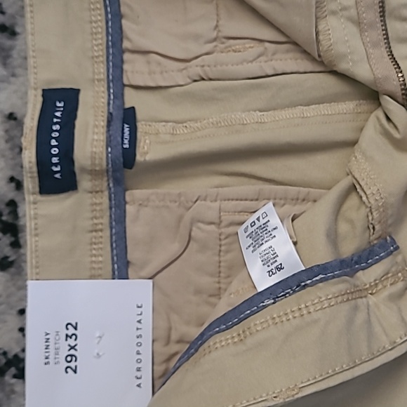 NWT AERO Skinny Stretch Khakis - Picture 4 of 5